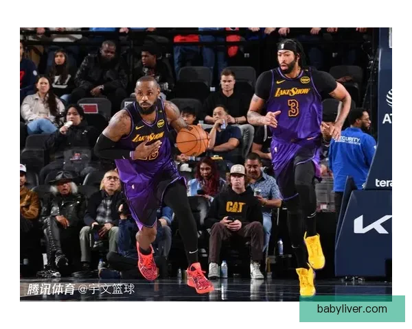 NBA湖人对阵热火G4直播焦点 詹眉领衔冲击关键一战全程高能解读